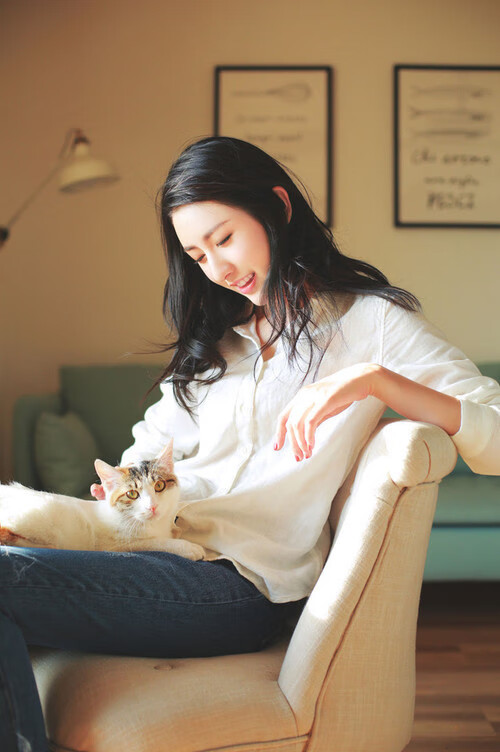 FB体育登录入口-影响深远：裁判新规引发的争议与反思，裁判影响比赛